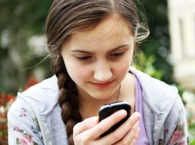 When Should You Get Your Kid a Phone?
